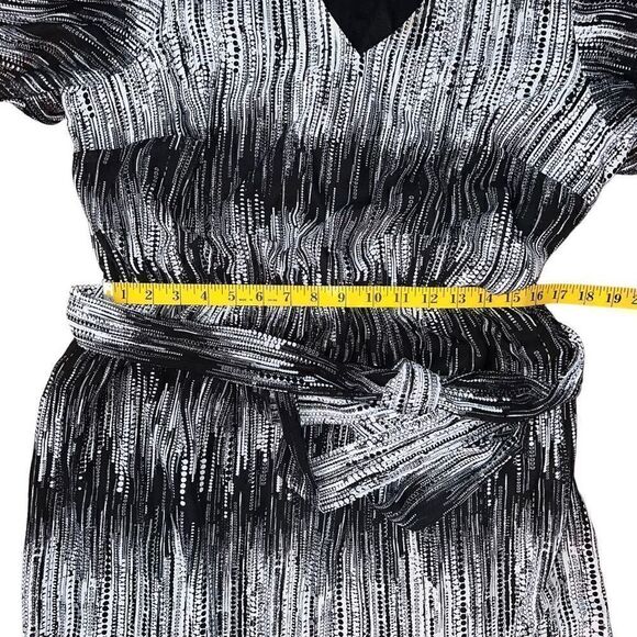 NWT LANE BRYANT Black & White Tie Waist Maxi Dress Size 16 - Picture 7 of 9